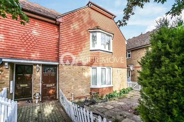 Spillett Close, Faversham, ME13, photo 1
