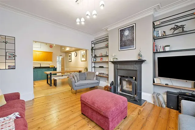 Photo 3 — Station Road, Henley-on-Thames, Oxfordshire, RG9 1AT