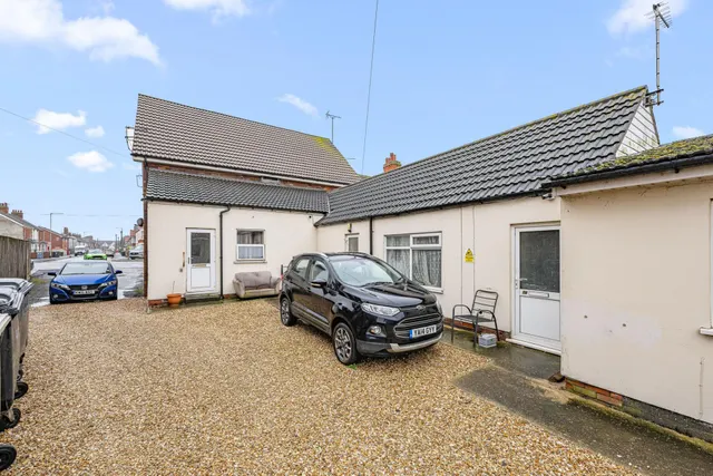 Burgh Road, Skegness, PE25, photo 3