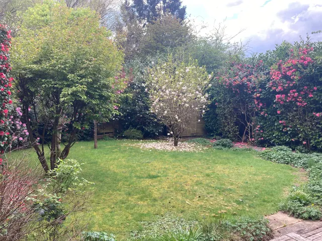Photo 3 — Edward Road, Windlesham, Surrey, GU20 6EX