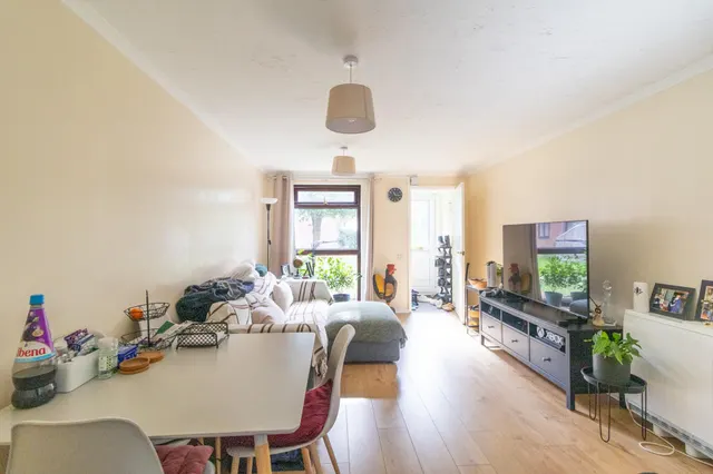 Shepherds Spring Lane, Andover, SP10, photo 3