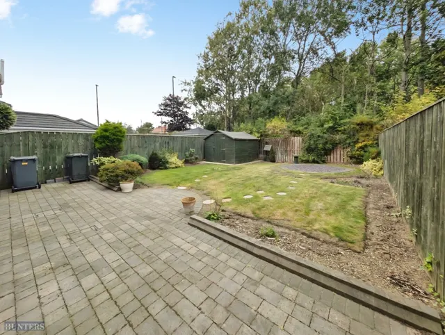 Bede Close, Holystone, NE12, photo 2