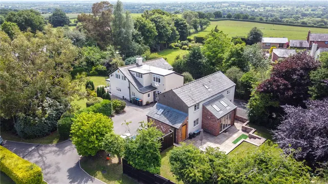 Helsby Road, Alvanley, Frodsham, Cheshire, WA6 9BP, photo 1