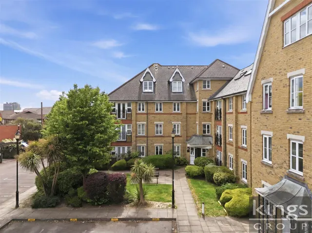 Gater Drive, Enfield, photo 1