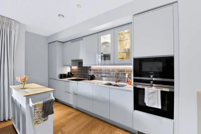 Bellwether Lane, Wandsworth, SW18, photo 3