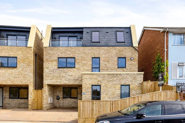 Goldstone Lane, Hove, BN3, photo 1
