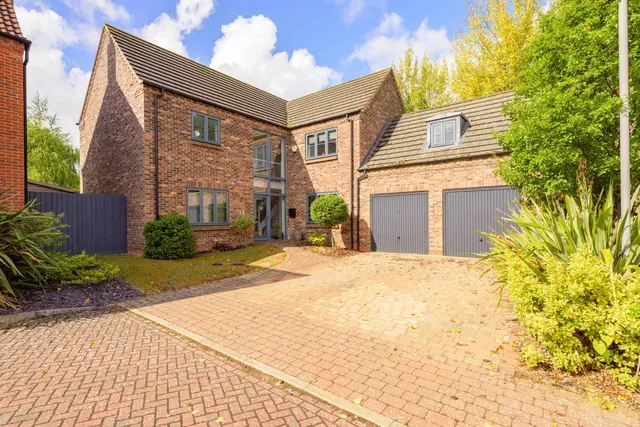 Pippin Gardens in Grantham - NO CHAIN, photo 1