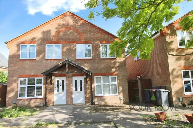 Holt Row, Bedford, MK42, photo 1