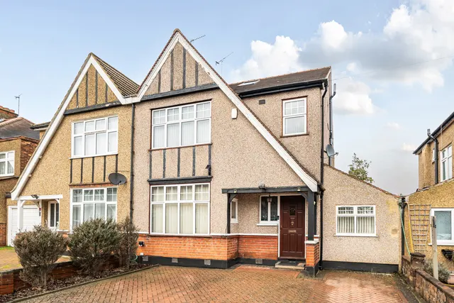 Cambridge Road, Harrow, HA2, photo 1