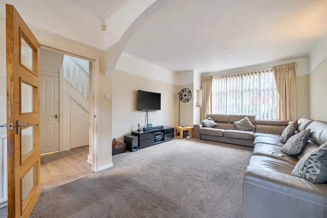 Cambridge Road, Harrow, HA2, photo 3