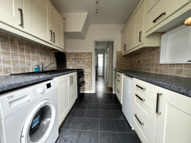 Grange Road, Gillingham, ME7, photo 2
