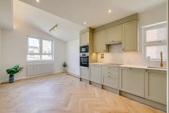 Estcourt Road, Fulham, SW6, photo 2