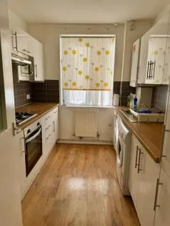 Photo 3 — 1 bedroom Flat for sale