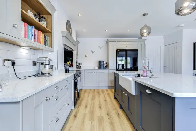 Foxholes Lane, Calverley, LS28, photo 3
