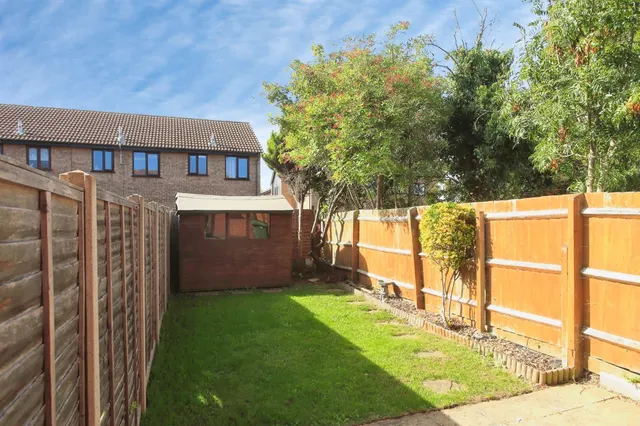 Hadrians Court Peterborough, PE2, photo 2