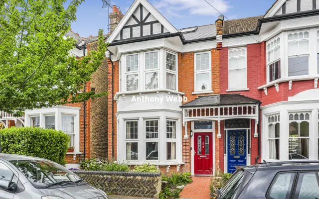 Windsor Road, Palmers Green, N13, photo 1