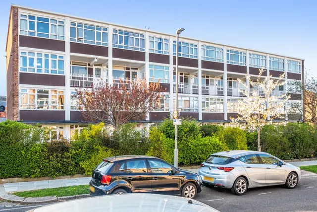 Photo 2 — Kersfield Road, Putney, London, SW15
