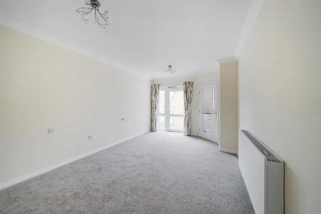 Broomstick Hall Road, Waltham Abbey, EN9, photo 3