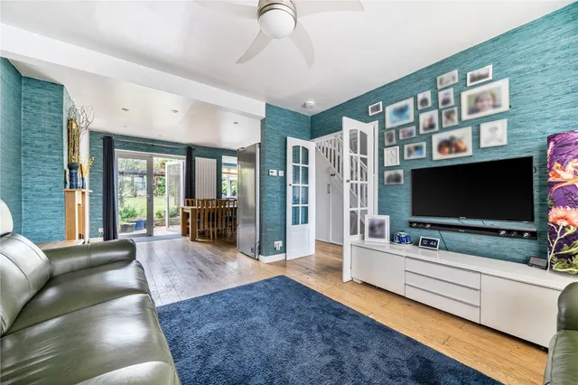 Photo 2 — Grange Avenue, East Barnet, Barnet, Greater London, EN4 8NL