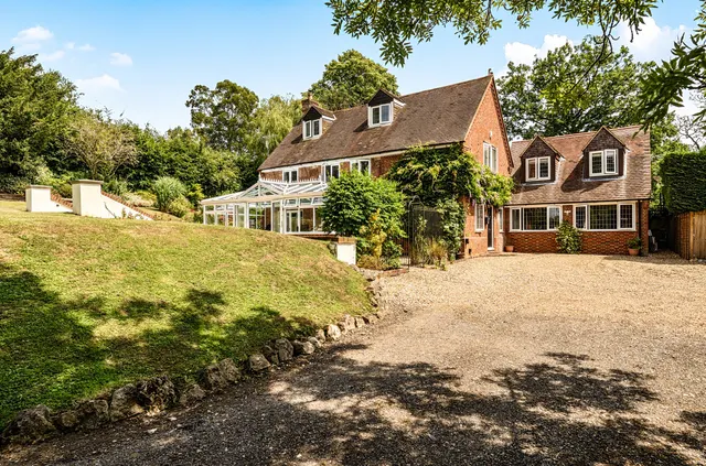 Lughorse Lane, Hunton, ME15, photo 1
