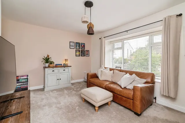 Linden Grove, Gedling, NG4, photo 3