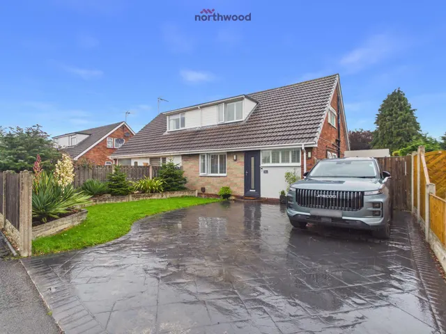 Nayland Avenue, Gresford, LL12, photo 1