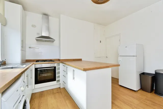 Photo 2 — Salisbury Road, Sheffield, South Yorkshire, S10
