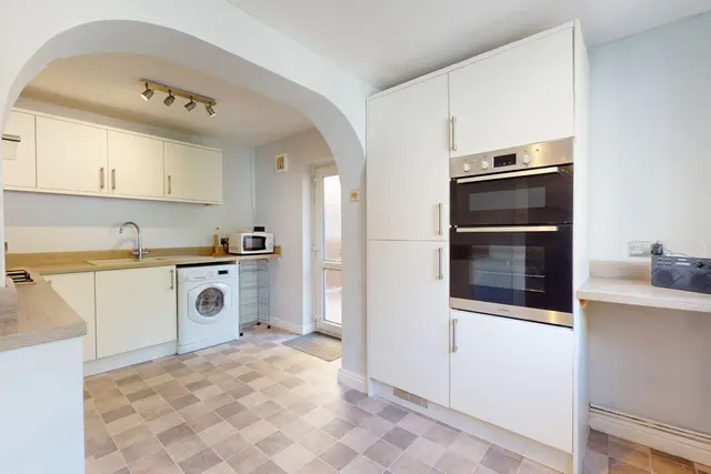 Photo 2 — Hadley Gardens, Hadley Gardens, Leegomery TF1 6QQ