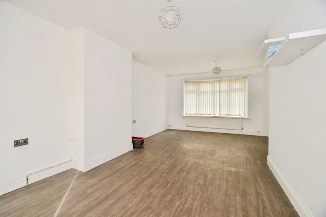 Cotswold Avenue, Middlesbrough, TS3, photo 3