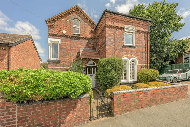The Glassworks, George Street, Wordsley, DY8 5YN, photo 1