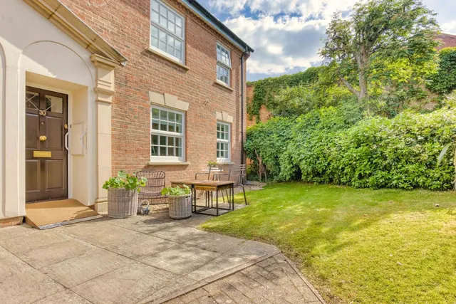 Eastgate Gardens, Taunton, TA1, photo 1