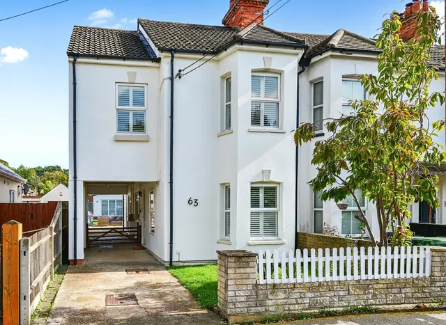 Salisbury Grove, Mytchett, Camberley, Surrey, GU16 6DA, photo 1