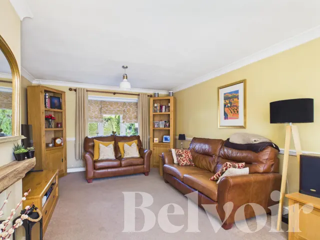 Photo 3 — Paddock Road, Basingstoke, RG22