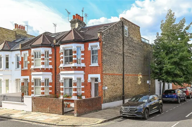 Gowan Avenue, London, SW6, photo 1