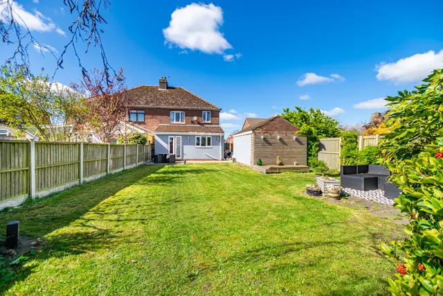 Sandhill Lane, Selby, YO8, photo 3