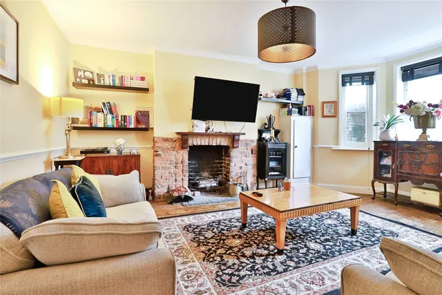 West Hill Road, Bournemouth, BH2, photo 2
