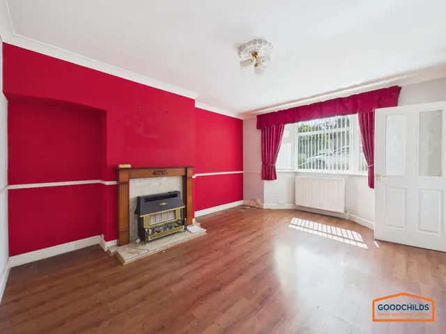Chester Road, Brownhills, WS8, photo 1