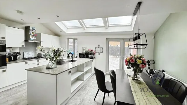 Mill Fold Gardens, Chadderton, OL9, photo 2