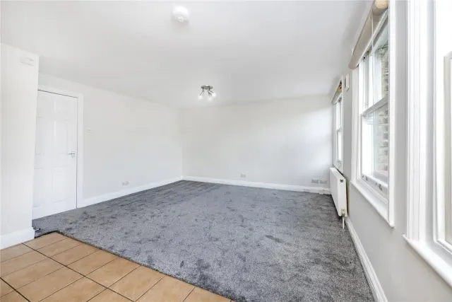 Photo 2 — Dyne Road, Brondesbury, London, NW6