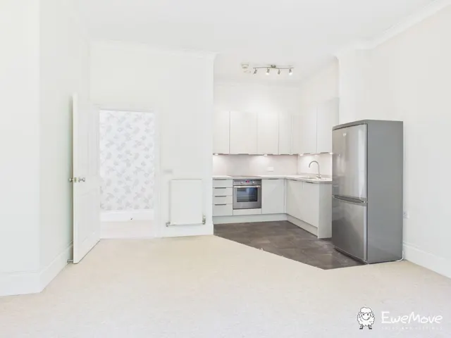 Archers Road, Southampton, SO15, photo 3