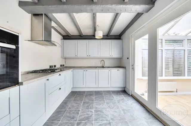 Madeline Road, Petersfield, GU31, photo 3