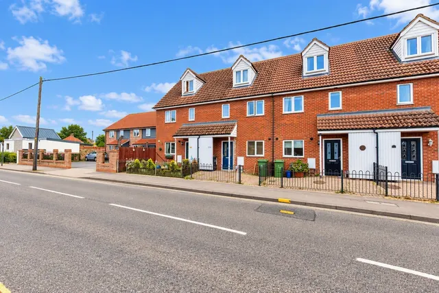 Lynn Road, Swaffham, PE37, photo 1