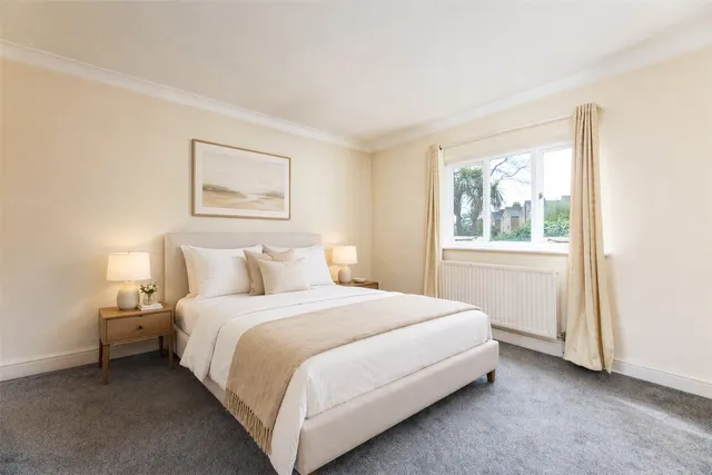 Photo 3 — Wimbledon Park Road, London, SW18