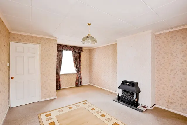 Cowdray Road, Easebourne, GU29, photo 2