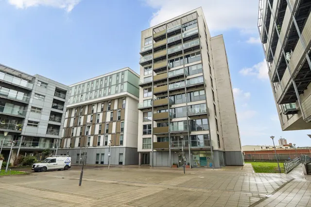 Photo 3 — Merryweather Place, SE10