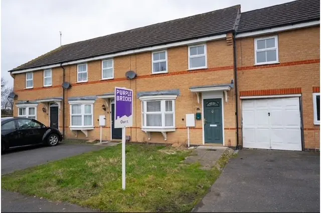 Photo 2 — Tayberry Close, Alvaston, Derby