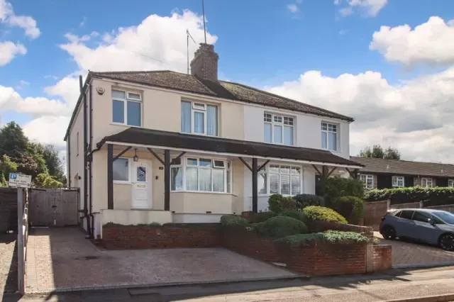 Christchurch Road, Hemel Hempstead, Hertfordshire, HP2 5BY, photo 1
