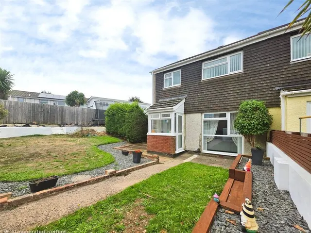 3 bedroom house — Gilbert Road, Newton Abbot, Devon, TQ12
