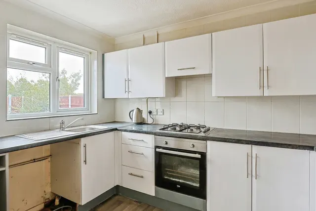 Tarrant Road, Bournemouth, BH9, photo 3