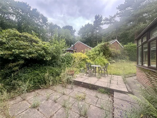 Photo 3 — Old Road, Chesterfield, Derbyshire, S40